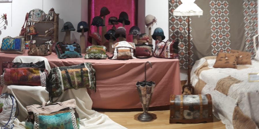 Exposición de manualidades de la zona Rural Exposición de manualidades de la zona Rural